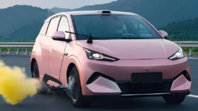 BYD Dolphin Mini de nova geração resiste a furo de pneu a 140 km/h; veja