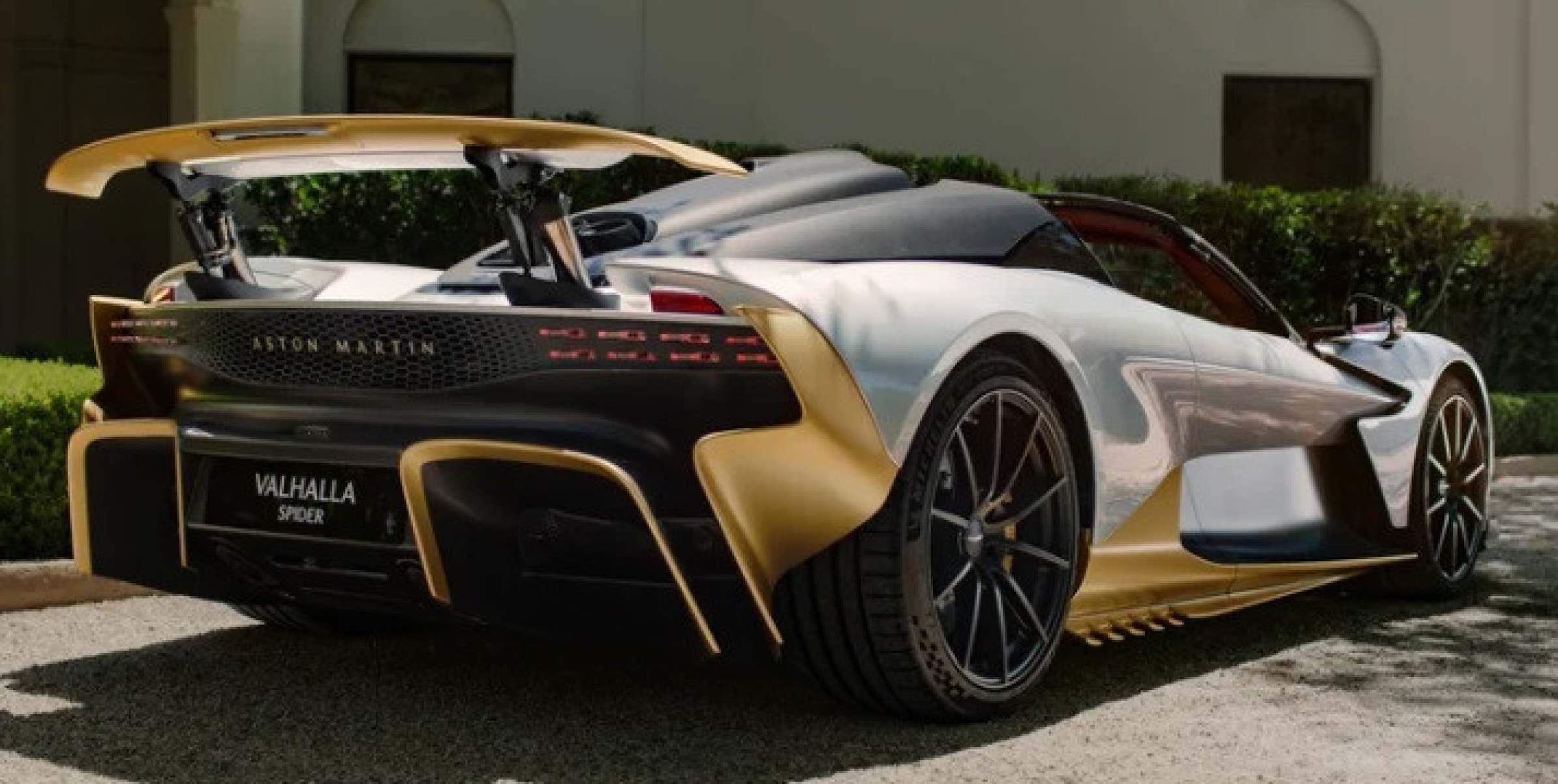 Aston Martin Valhalla Spider 