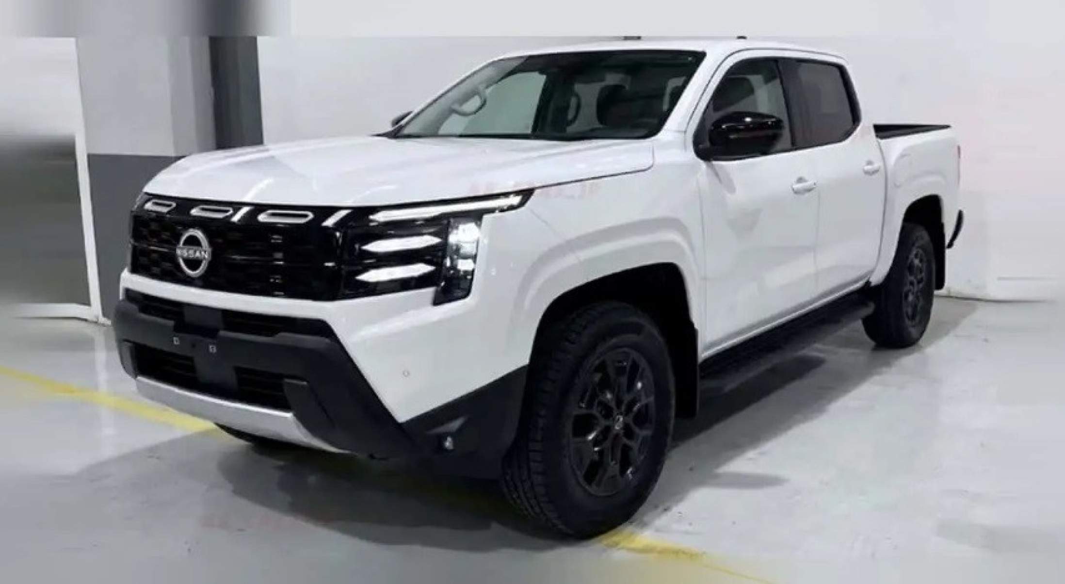 Nissan Frontier reestilizada n&atilde;o deve chegar ao Brasil