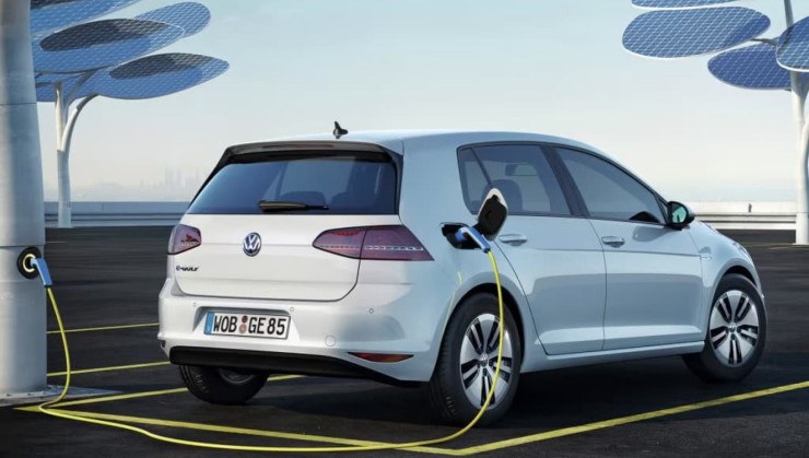 Volkswagen e-Golf foi produzido entre 2014 e 2021 -  (crédito: Divulgação)
