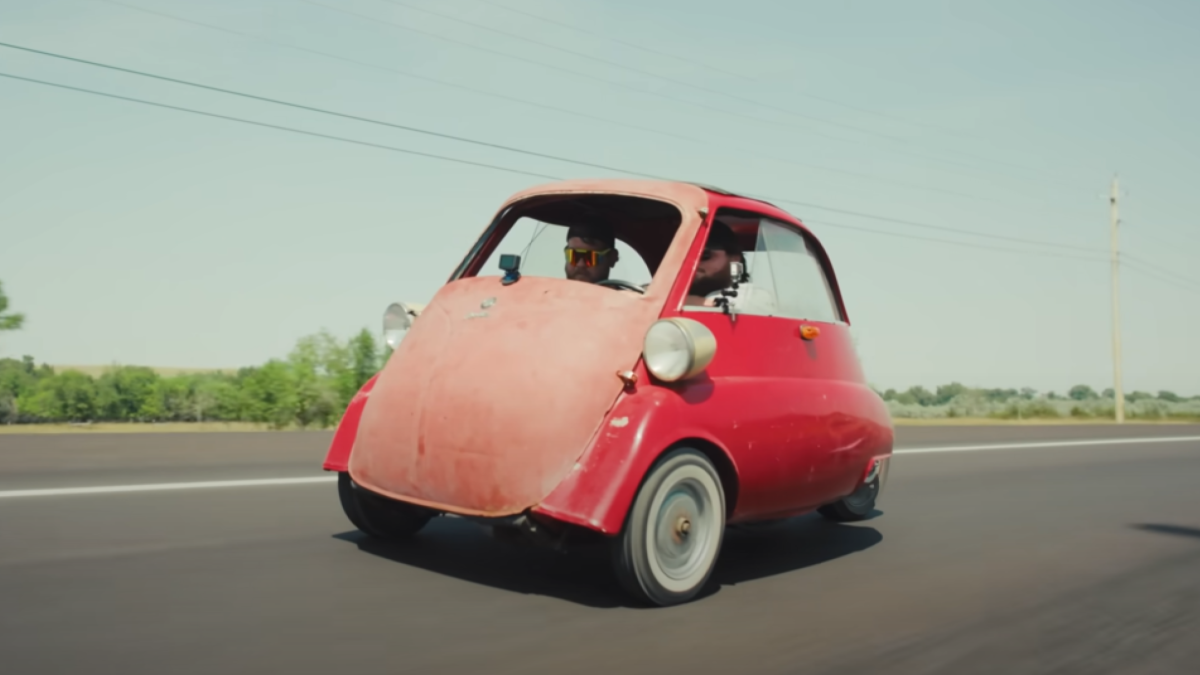 BMW Isetta com motor de Yamaha R6