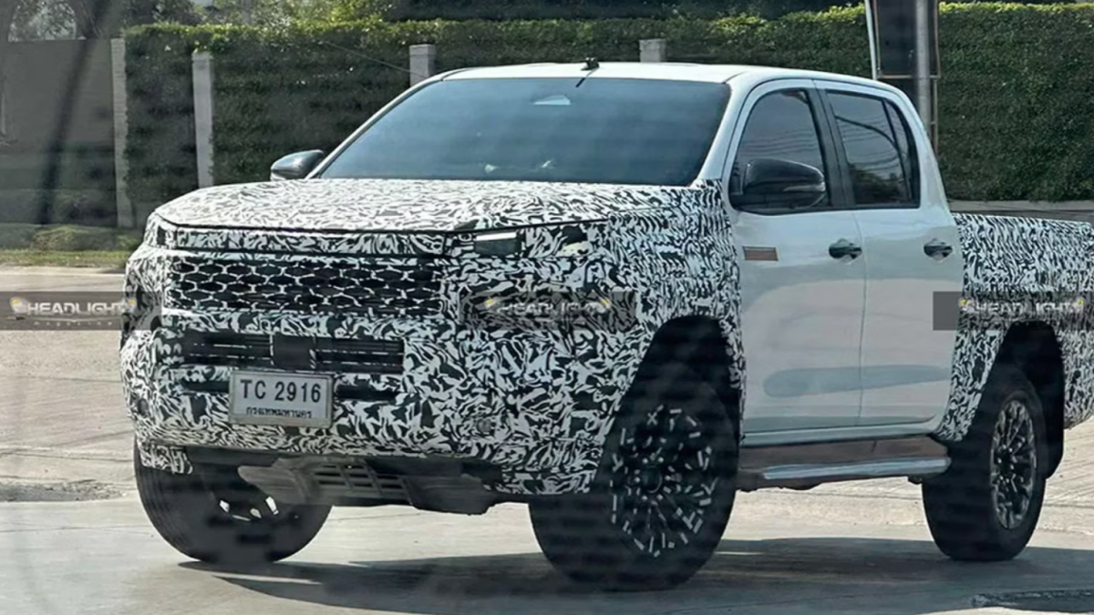 Nova Hilux camuflada