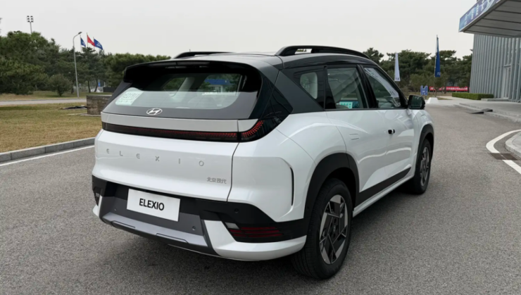 Design traseiro é bem diferente dos demais modelos da Hyundai 