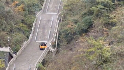 Chery falha ao tentar repetir feito da Land Rover em escadaria de 999 degraus