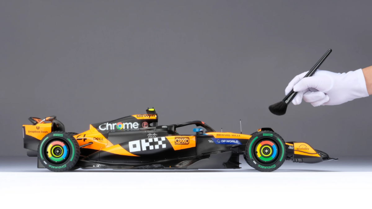 Miniatura McLaren MCL39 1:8 do GP da Austrália 2025