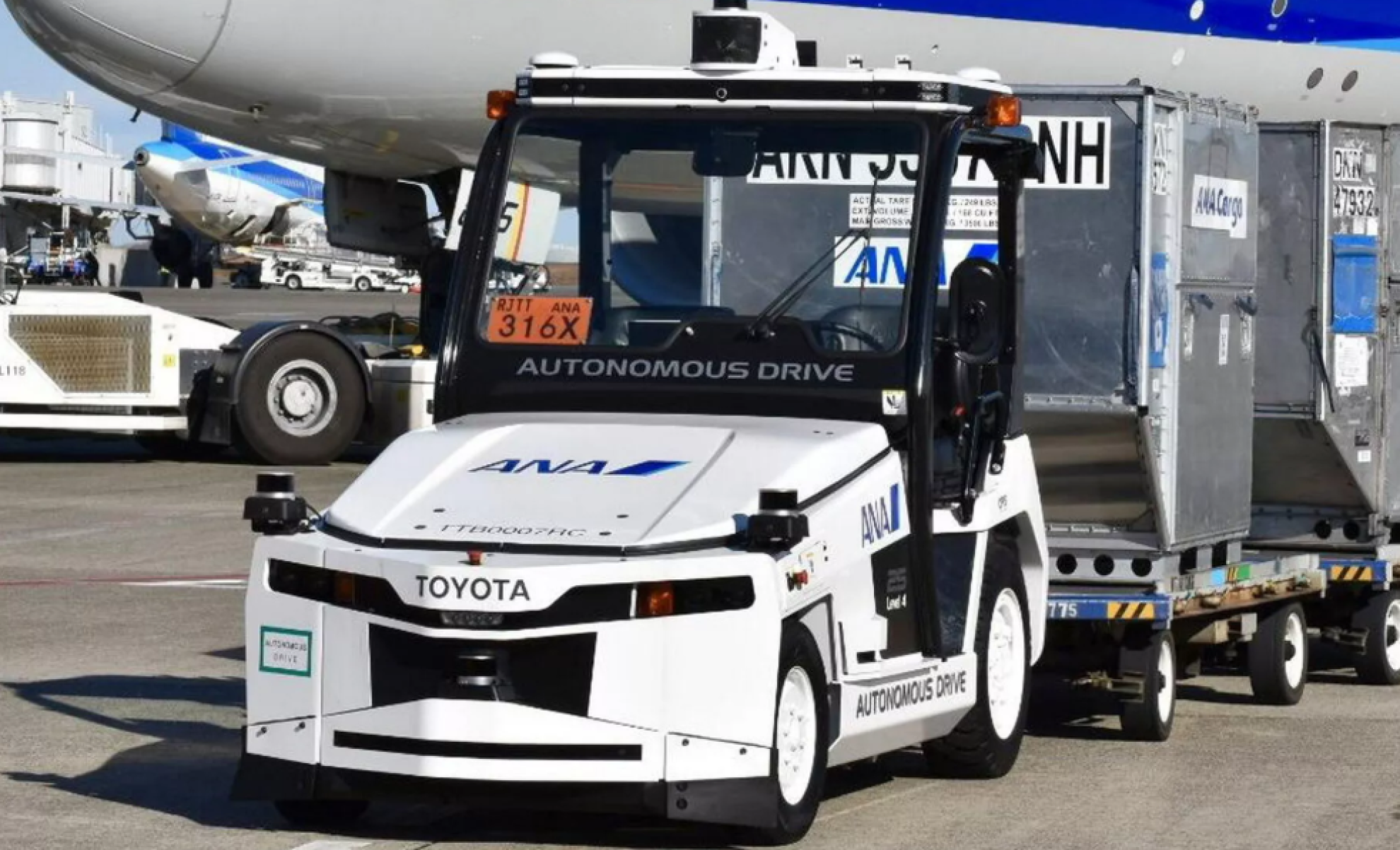 Toyota põe veículos autônomos para trabalhar em aeroporto no Japão