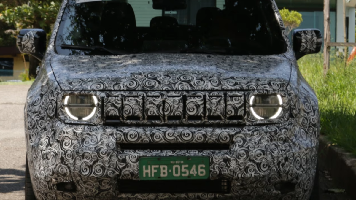 Jeep Renegade 2027 camuflado