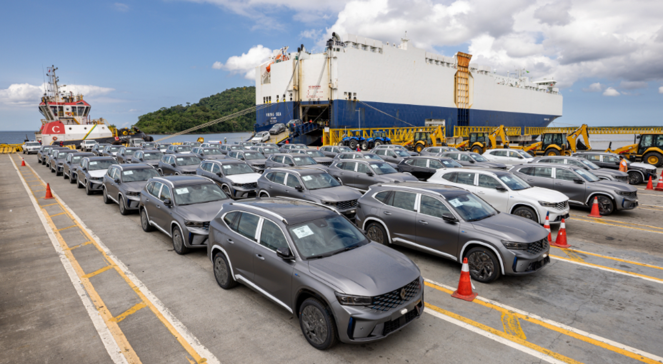 Primeiro lote do Renault Koleos h&iacute;brido desembarca no Brasil