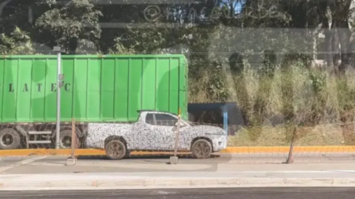 VW Tukan de cabine simples aparece em testes