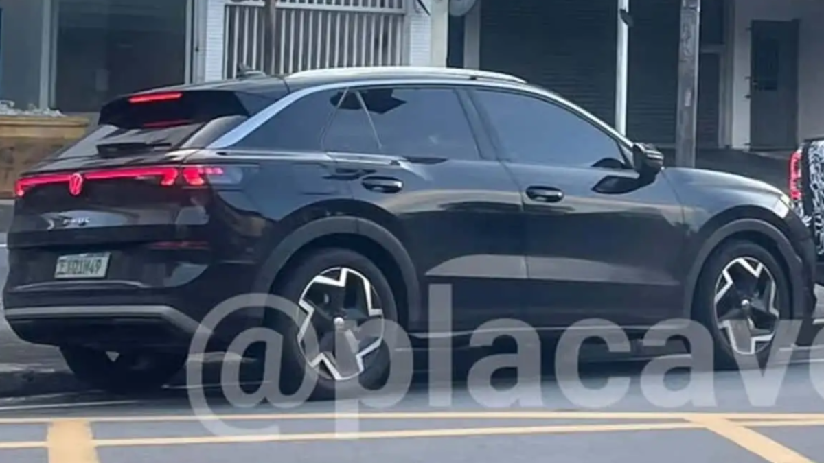 Volkswagen testa sistema híbrido, o protótipo baseado no T-Roc europeu