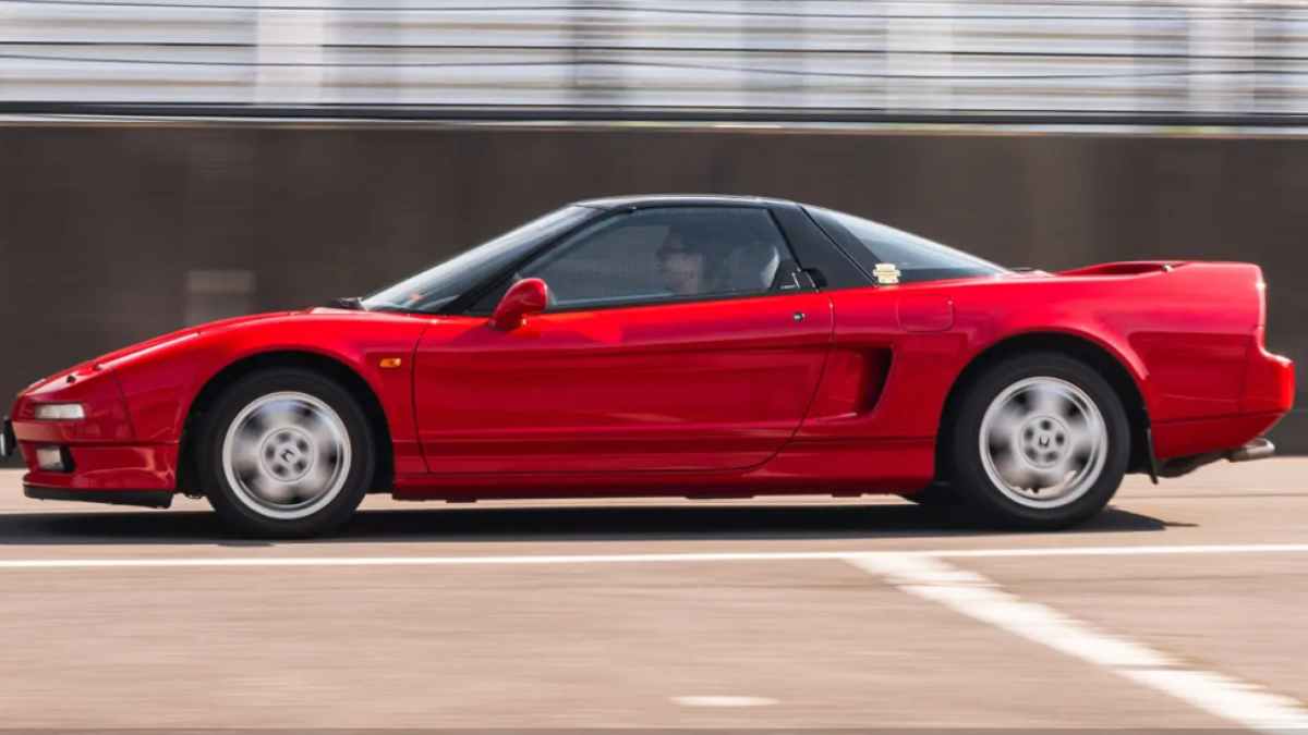 Honda NSX que pertenceu ao ídolo Ayrton Senna