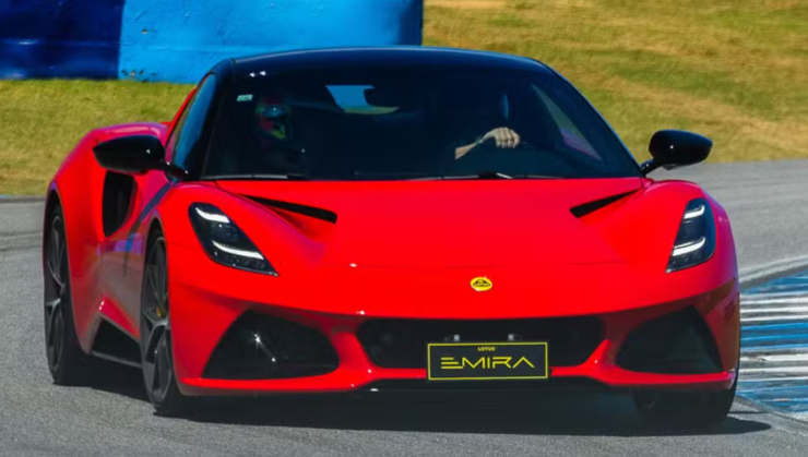 Lotus Emira -  (crédito: Divulgação/Lotus)