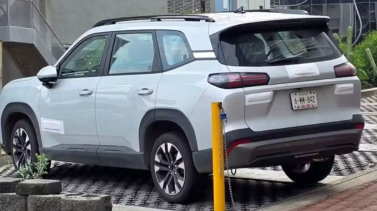 Flagra do Chevrolet Captiva 2027